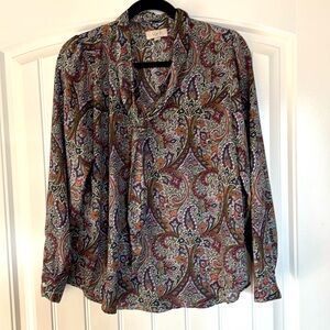 Laugh outlet size medium paisley print very nice fabric perfect for a suit